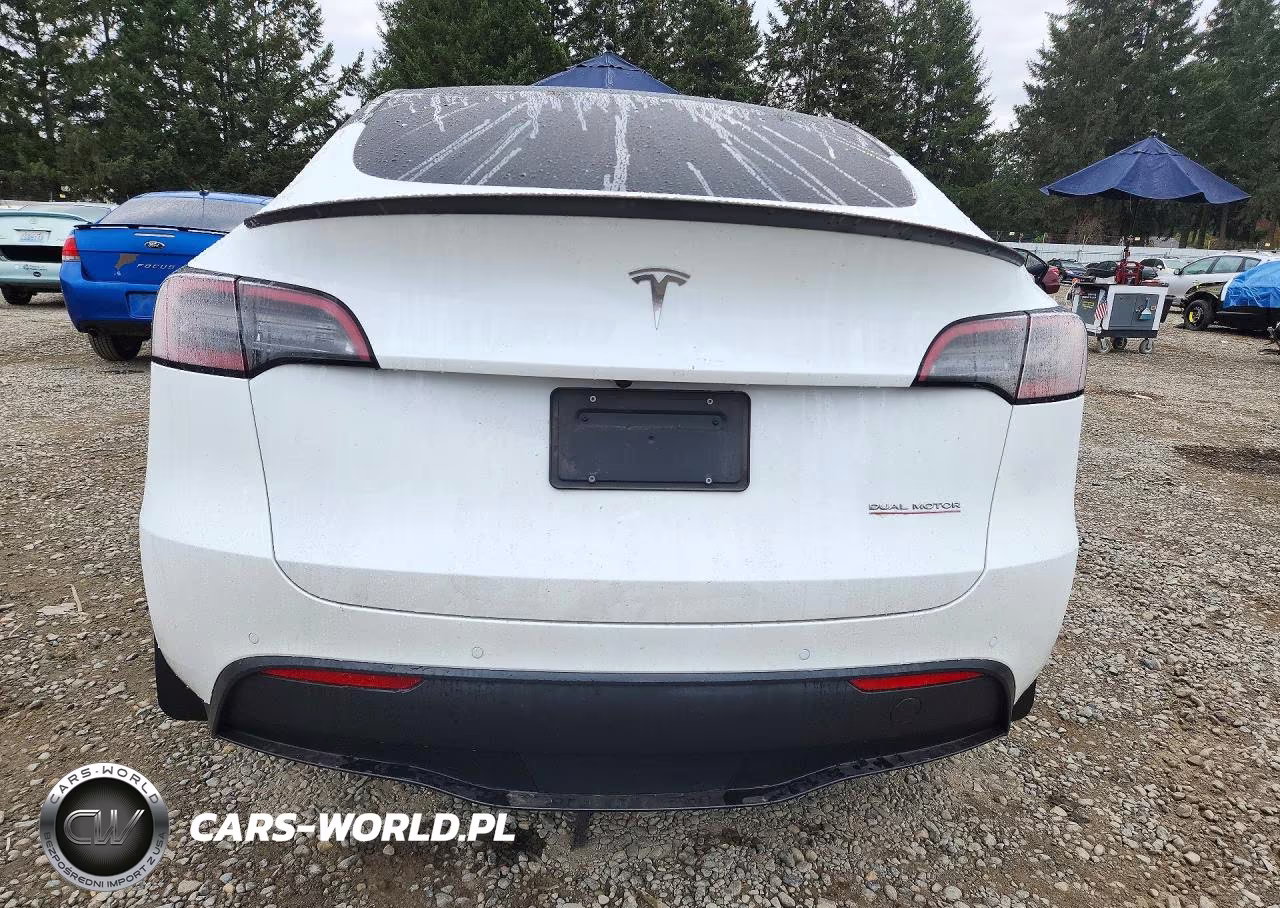 2022 Tesla Model Y VIN:7SAYGDEF0NF545713 - 6