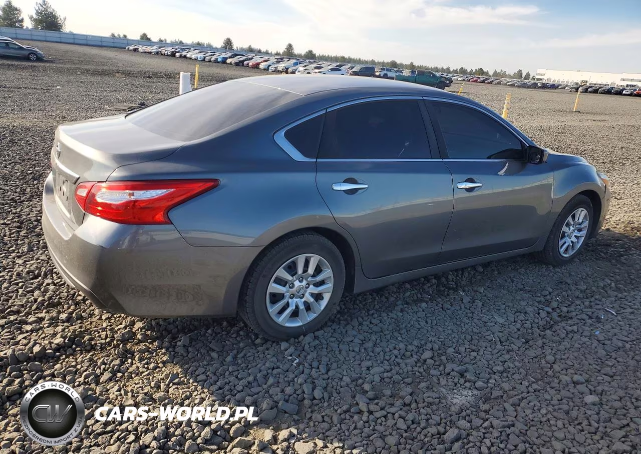 2016 Nissan Altima 2.5 S VIN:1N4AL3AP9GC231180 - 3