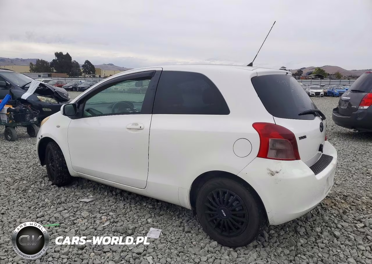 2007 Toyota Yaris Base VIN:JTDJT923475130822 - 2