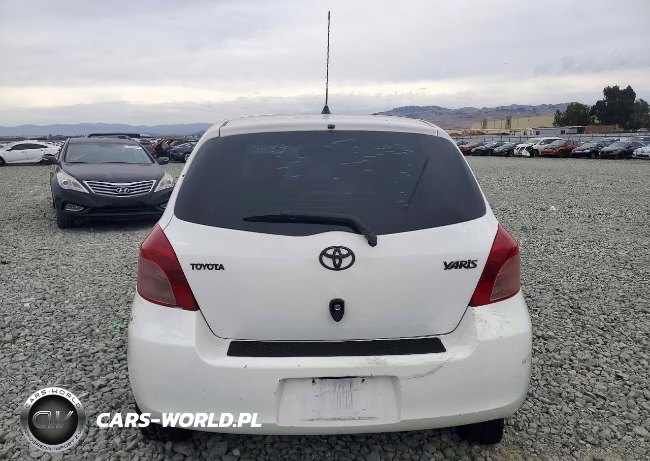 2007 Toyota Yaris Base VIN:JTDJT923475130822 - 6