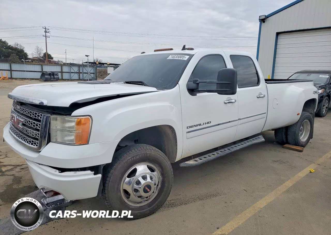 2013 GMC Sierra K3500 Denali