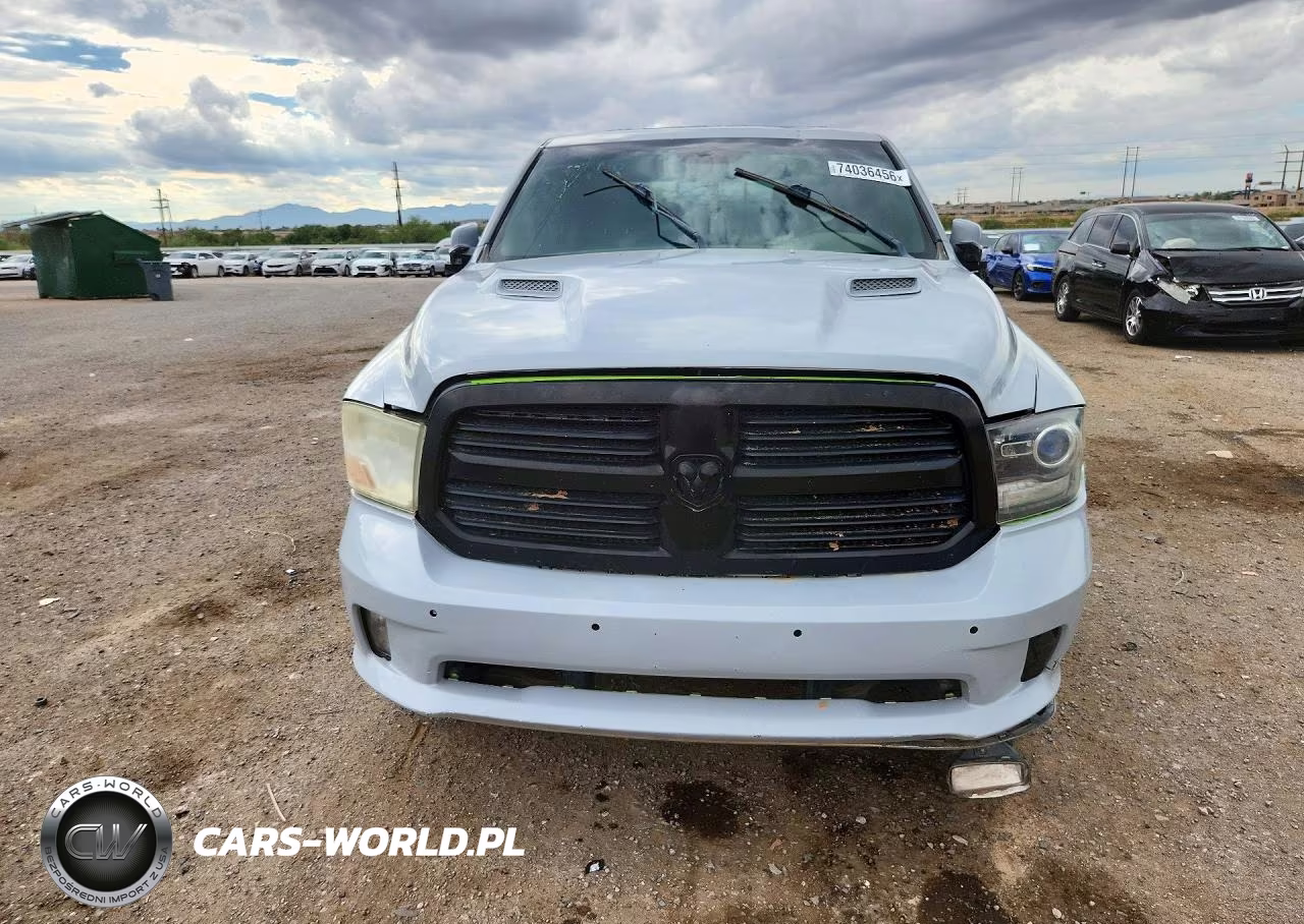 2017 Ram 1500 Sport VIN:1C6RR7MT7HS786834 - 5