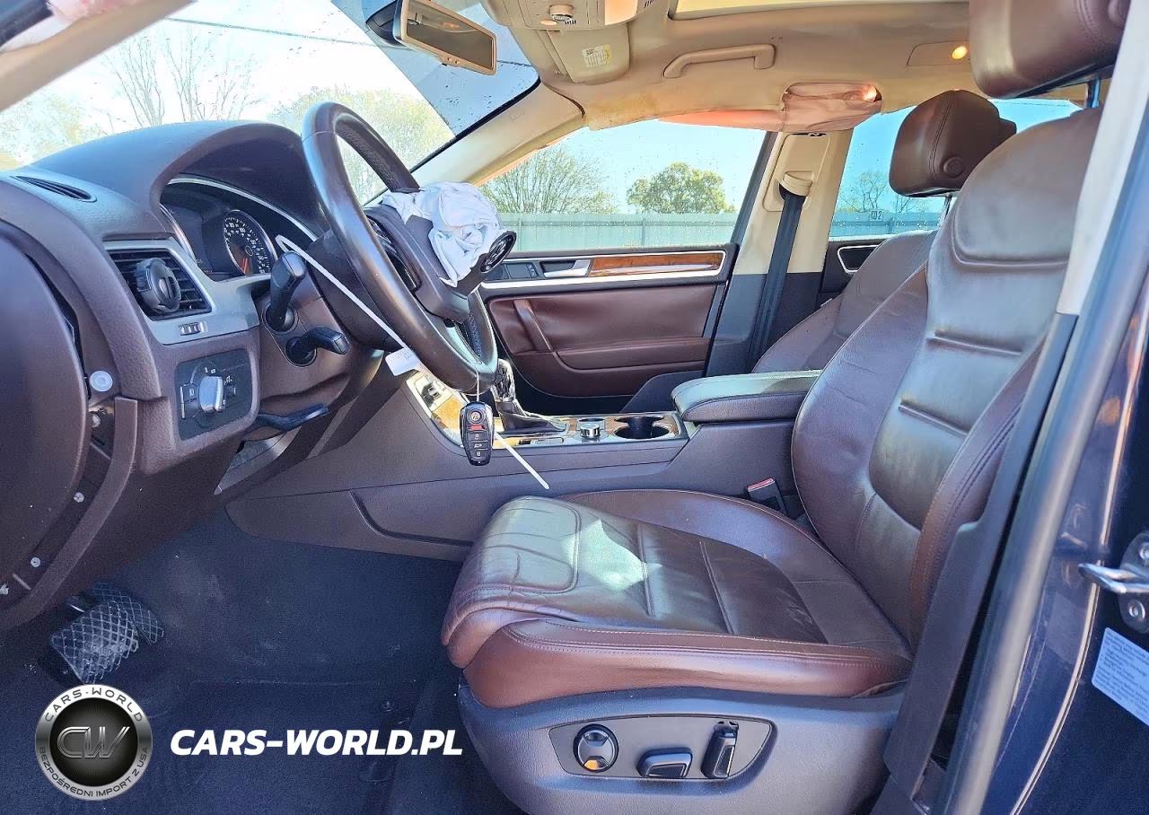 2013 Volkswagen Touareg V6 VIN:WVGEF9BP9DD010670 - 7