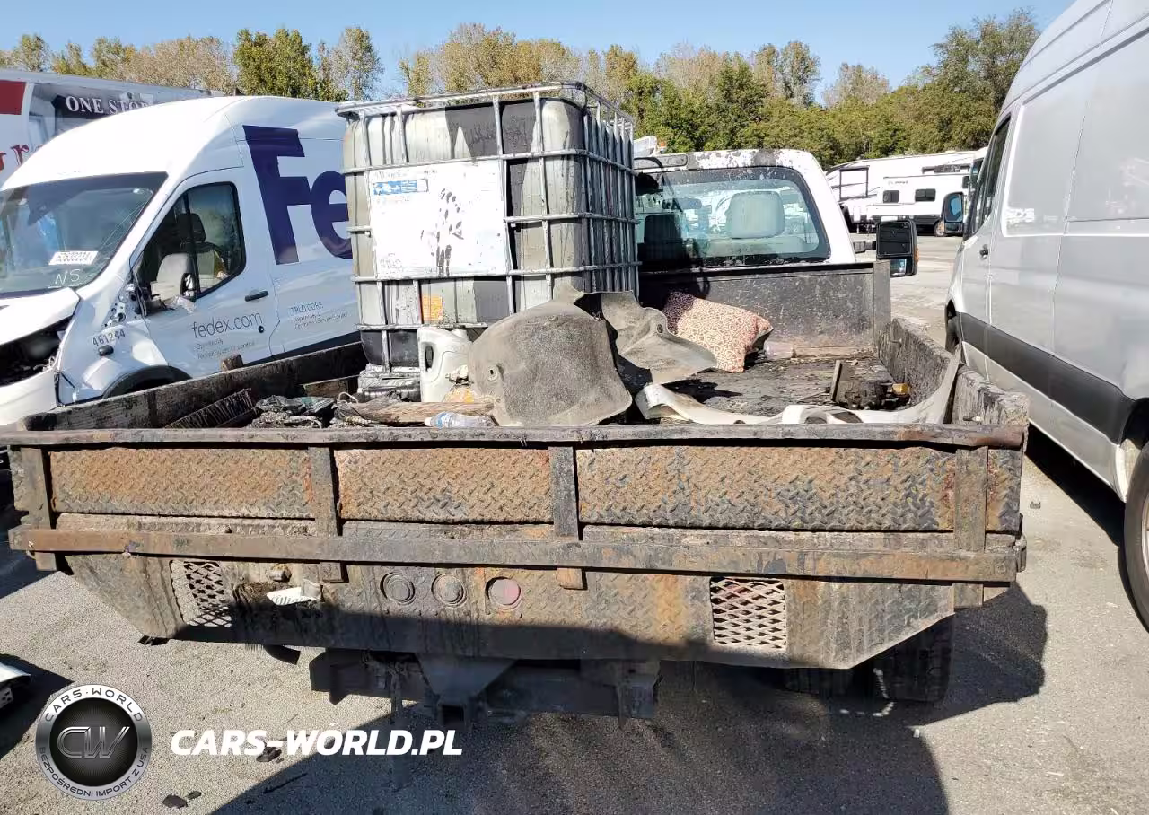2015 Ford F350 Super Duty VIN:1FDRF3G61FED50715 - 6