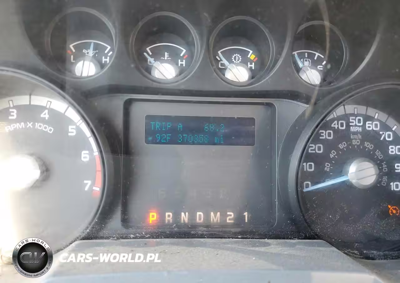 2015 Ford F350 Super Duty VIN:1FDRF3G61FED50715 - 9