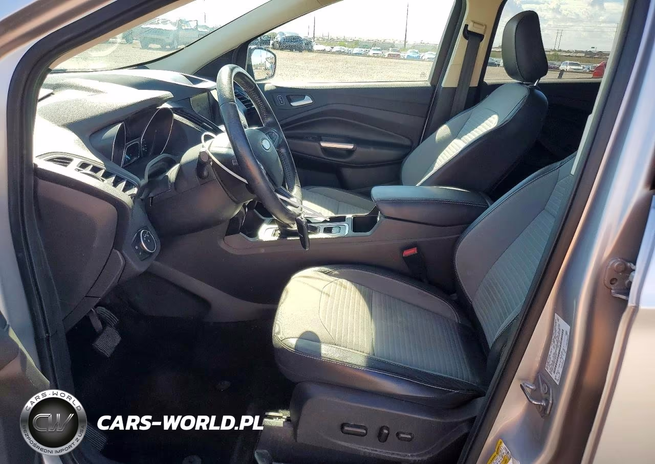 2019 Ford Escape Se VIN:1FMCU9GD8KUA64387 - 7
