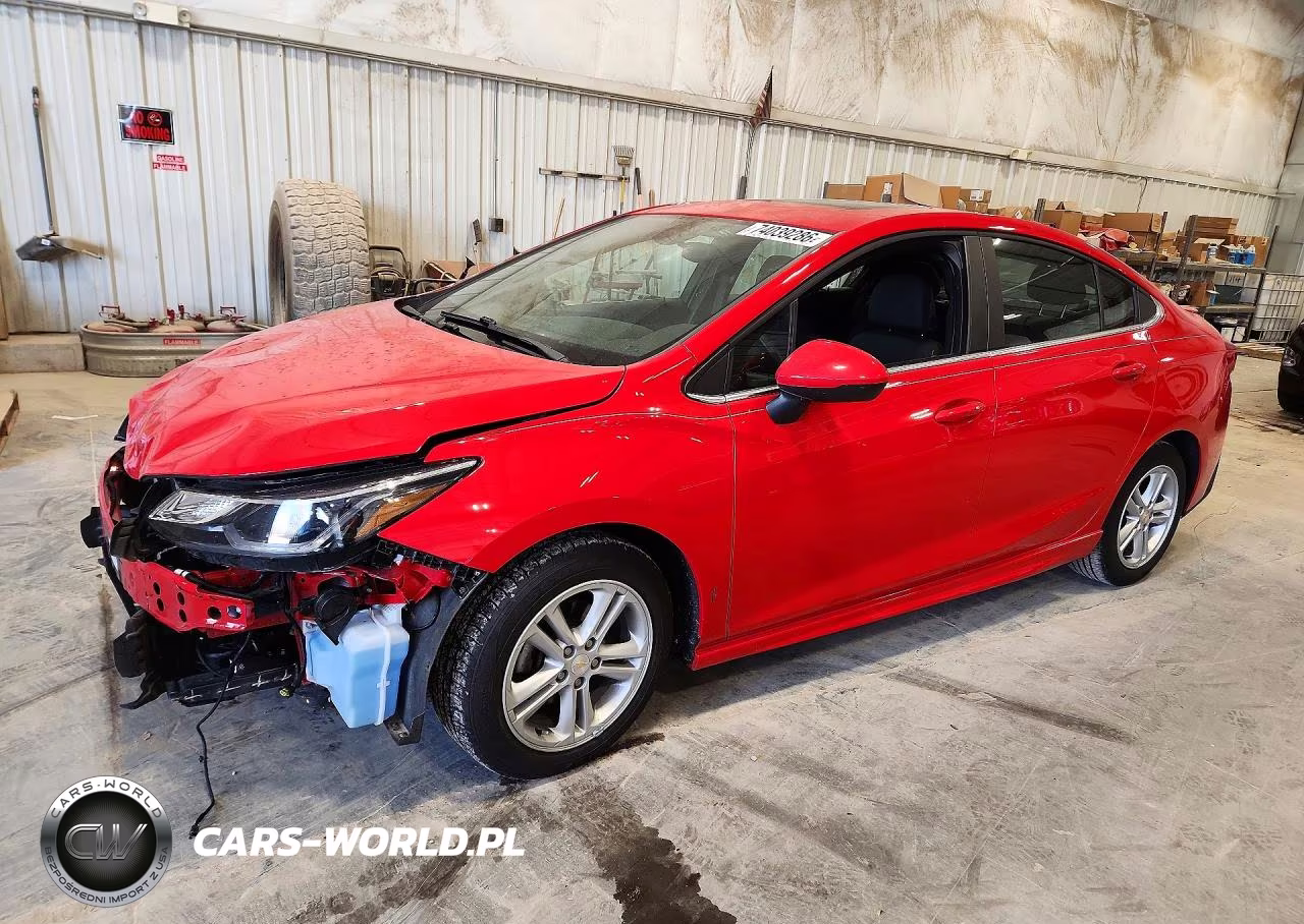 2018 Chevrolet Cruze Lt VIN:1G1BE5SM3J7112266 - 1