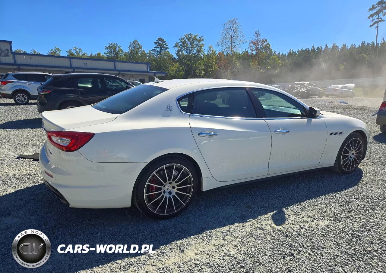 2018 Maserati Quattroporte S VIN:ZAM56YPA6J1283013 - 3