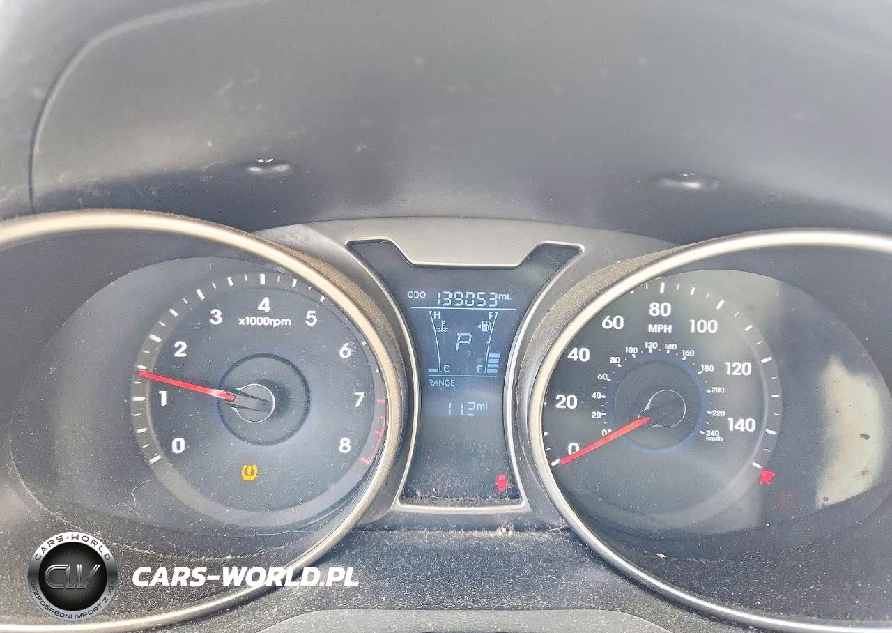 2012 Hyundai Veloster Base VIN:KMHTC6AD7CU046832 - 9