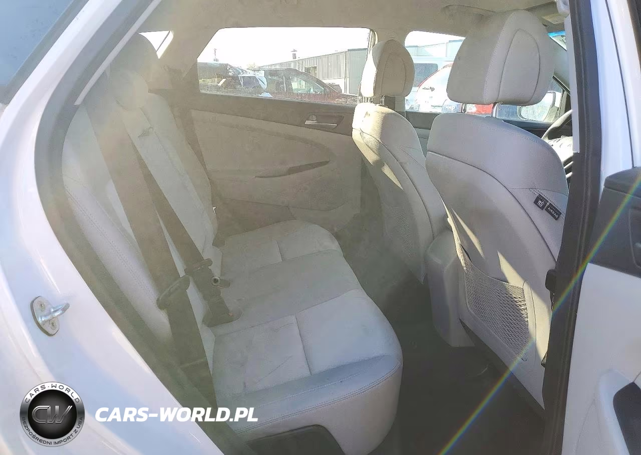 2017 Hyundai Tucson Se VIN:KM8J3CA40HU289699 - 11