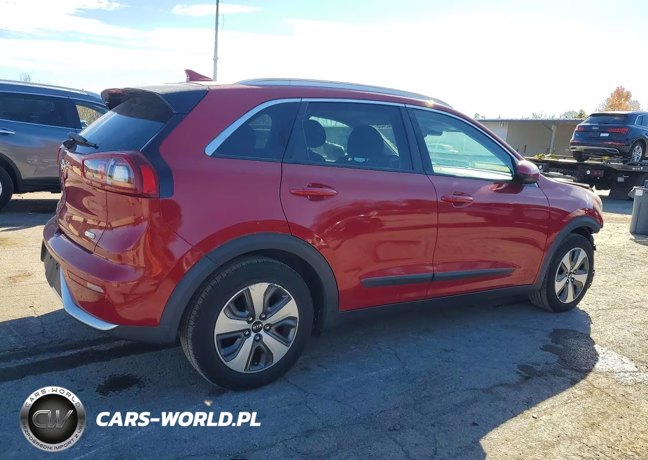 2018 Kia Niro Lx VIN:KNDCB3LC4J5118782 - 3