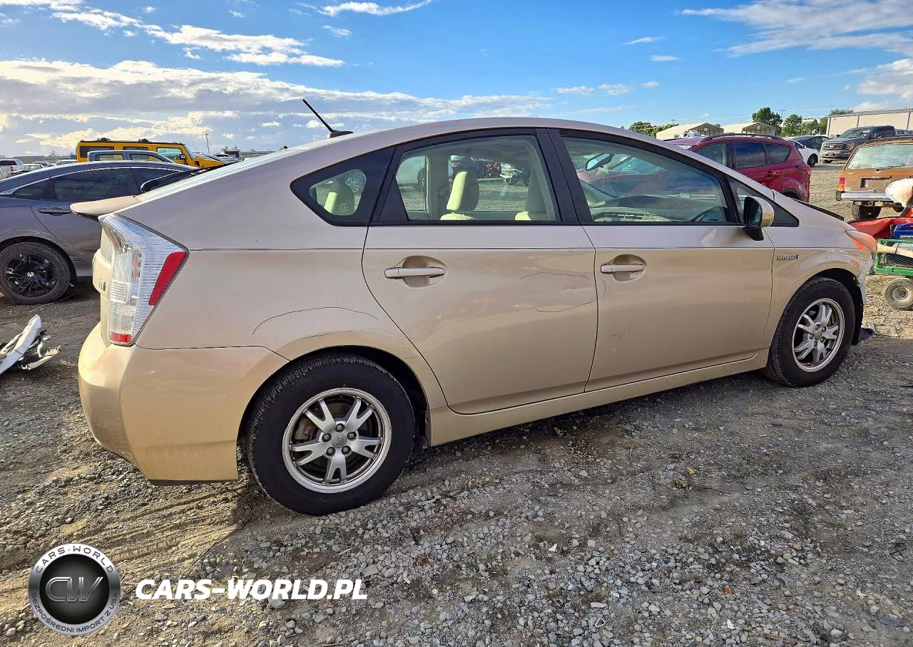 2010 Toyota Prius Iii VIN:JTDKN3DU9A0138405 - 3