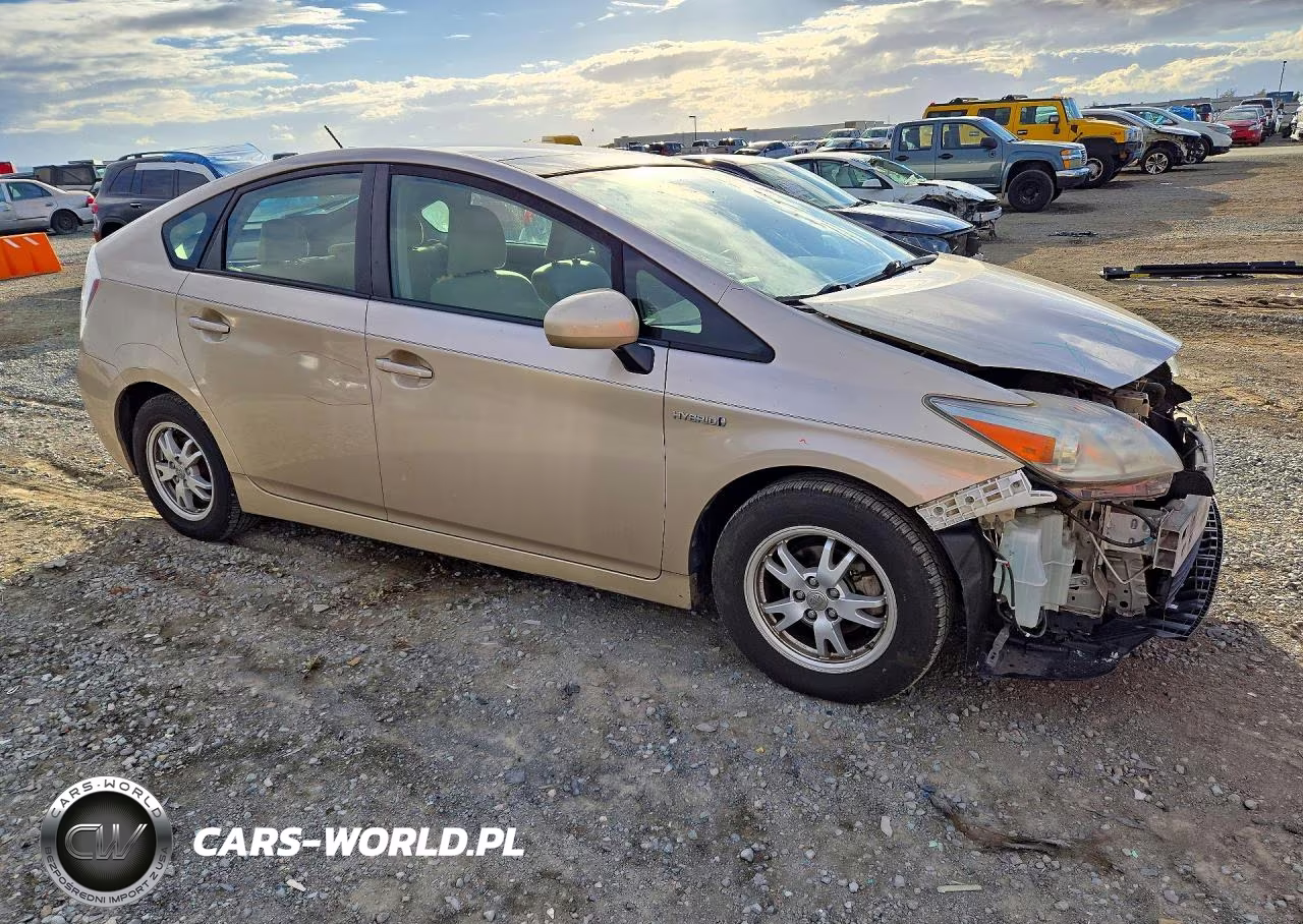 2010 Toyota Prius Iii VIN:JTDKN3DU9A0138405 - 4