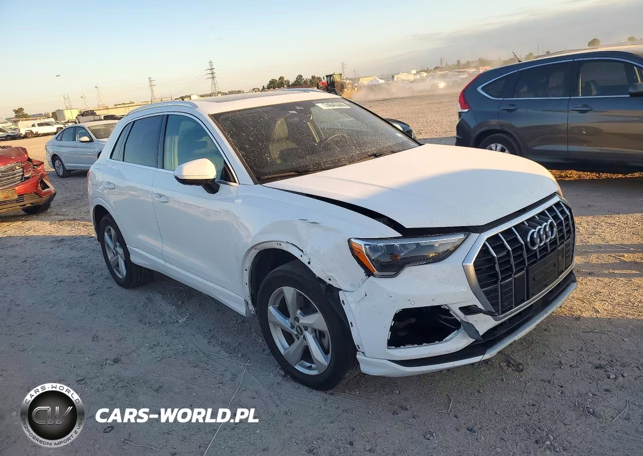 2022 Audi Q3 Premium 40 VIN:WA1AUCF39N1024370 - 4