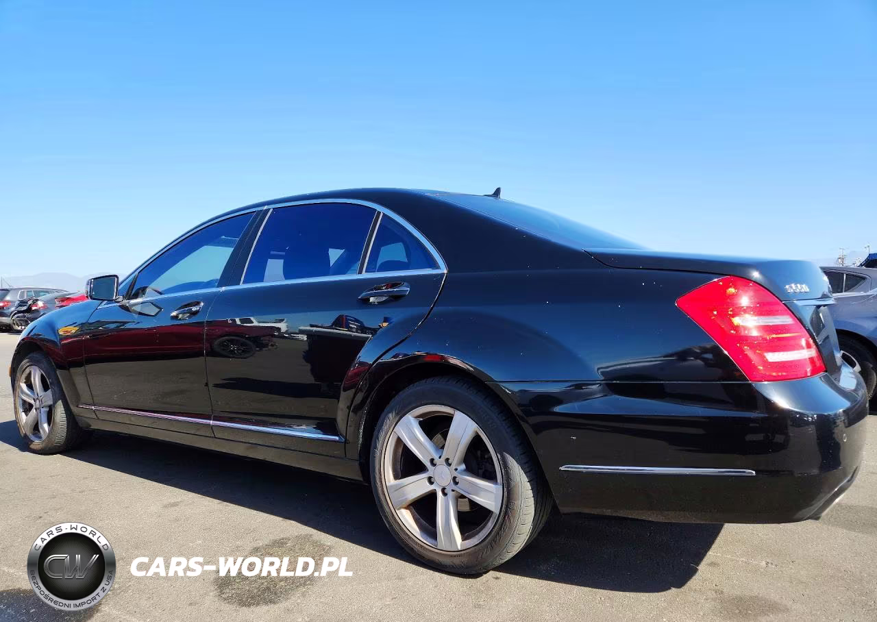 2010 Mercedes-Benz S 550 VIN:WDDNG7BB5AA322238 - 2