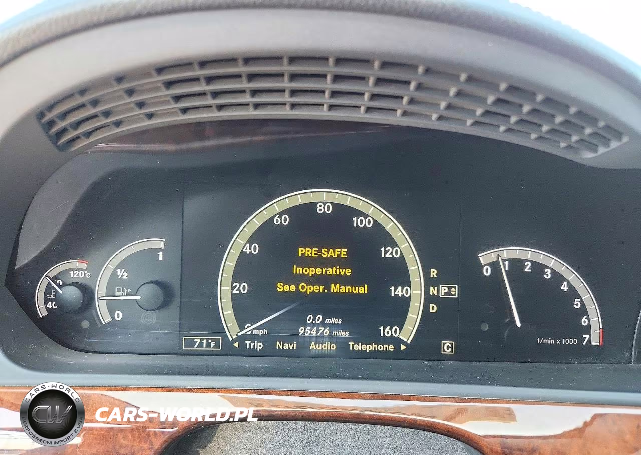 2010 Mercedes-Benz S 550 VIN:WDDNG7BB5AA322238 - 9