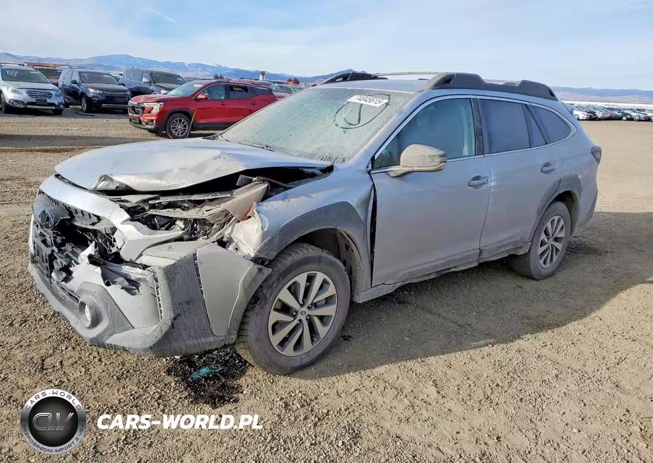 2025 Subaru Outback Premium