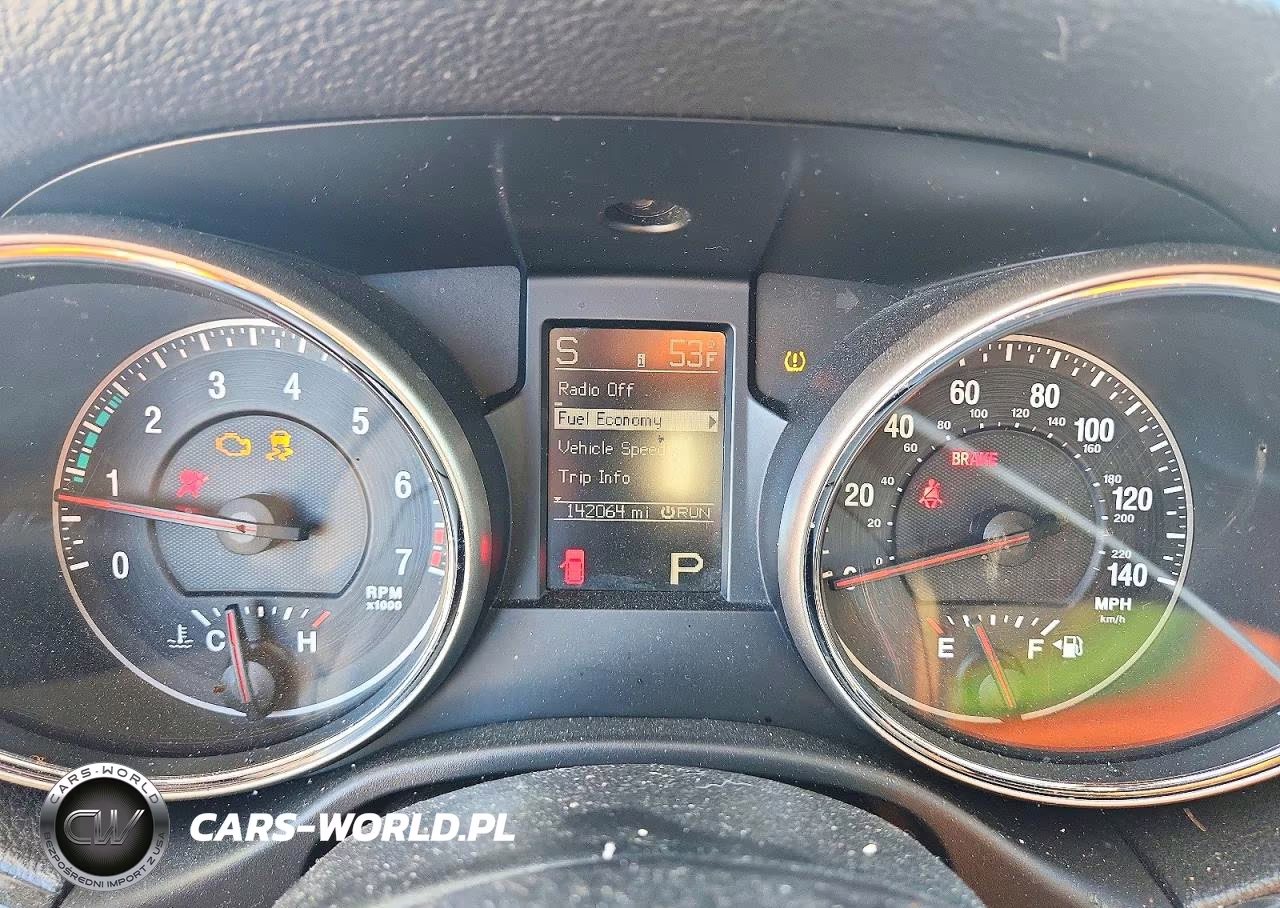 2011 Jeep Grand Cherokee Laredo VIN:1J4RR4GG5BC555240 - 9