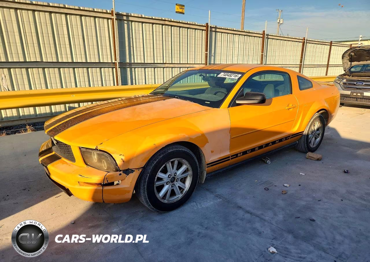 2007 Ford Mustang – zdjęcie 1 z 12