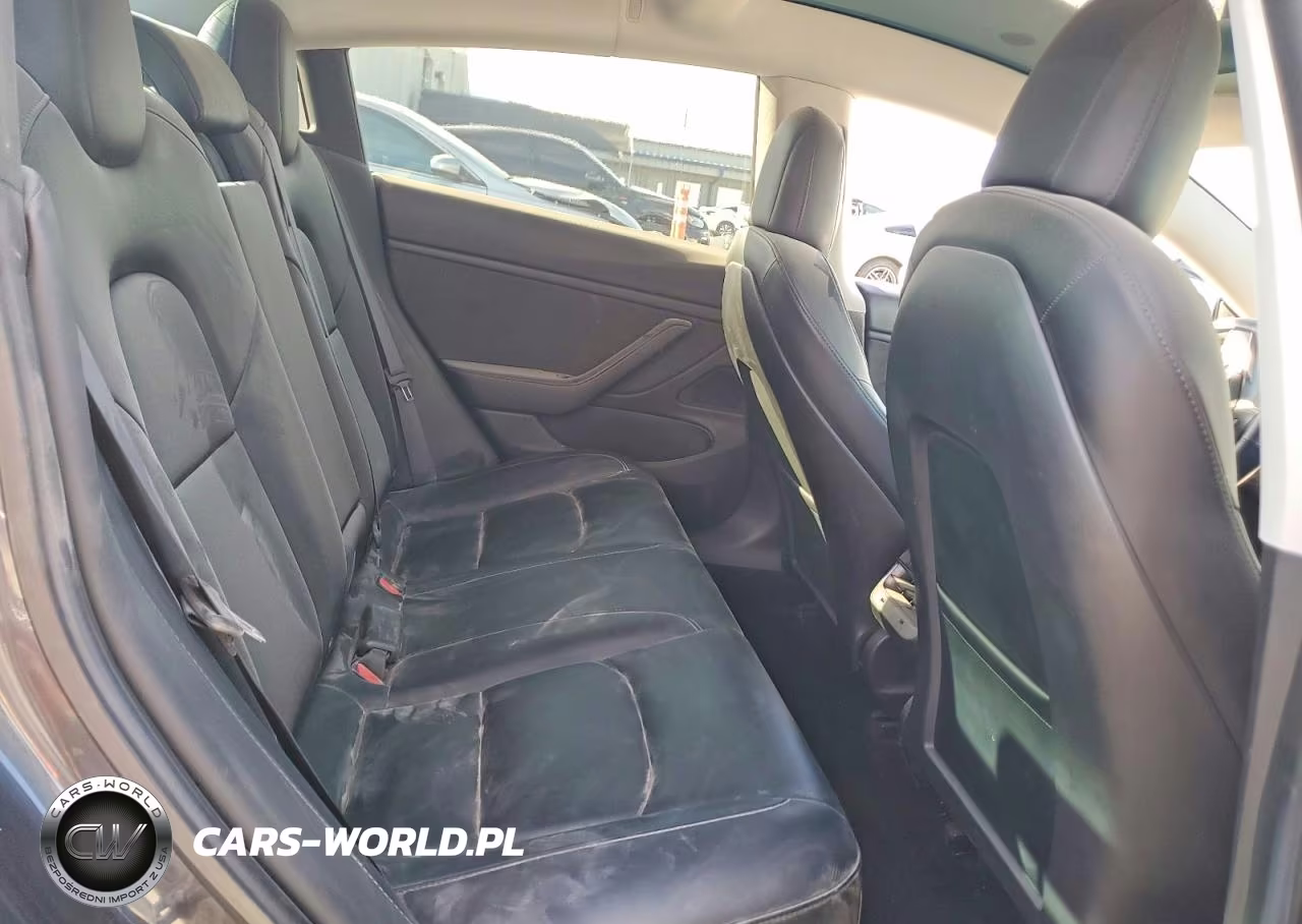 2019 Tesla Model 3 VIN:5YJ3E1EB5KF386871 - 10