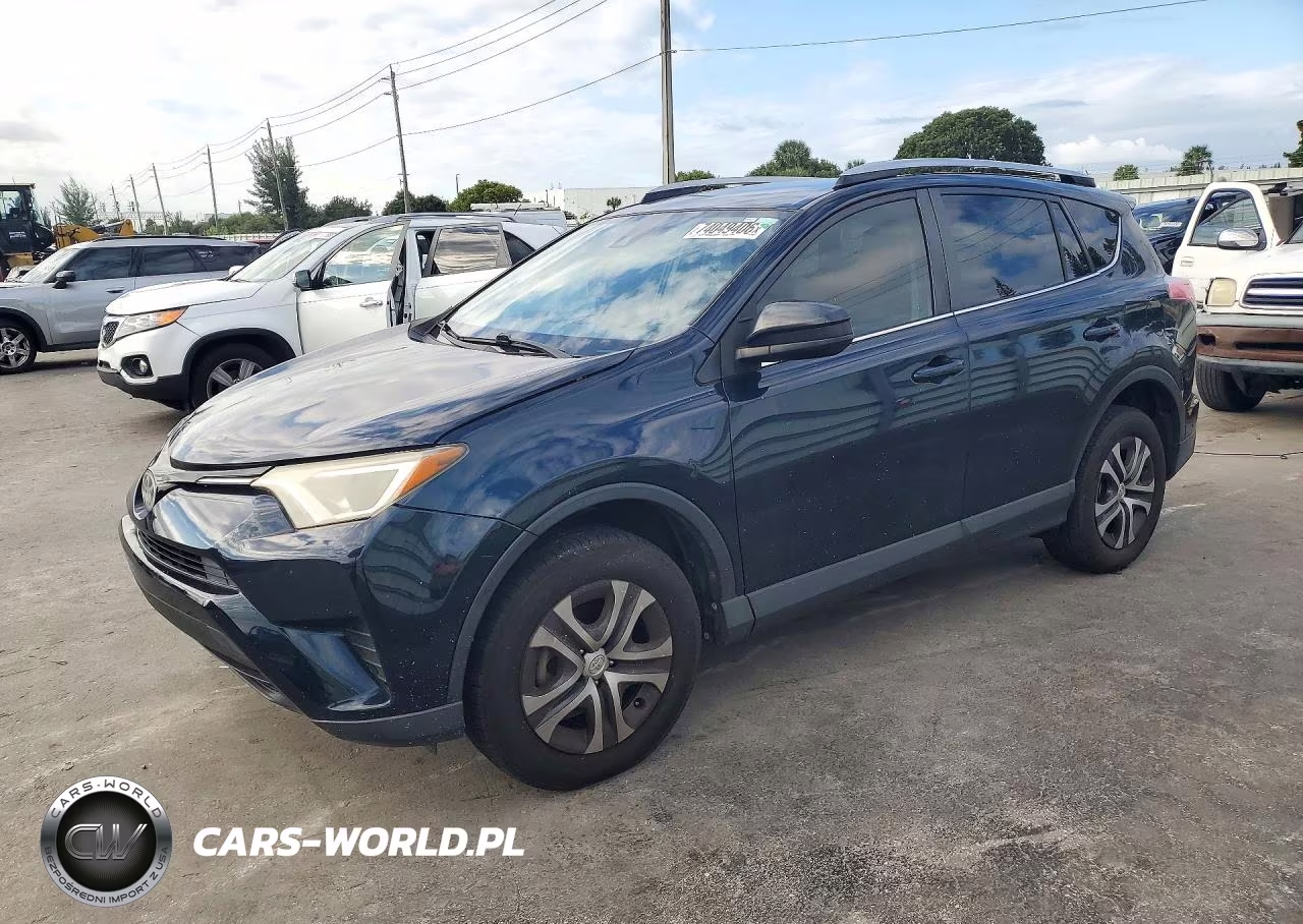 2018 Toyota Rav4 Le VIN:JTMZFREVXJJ167444 - 1
