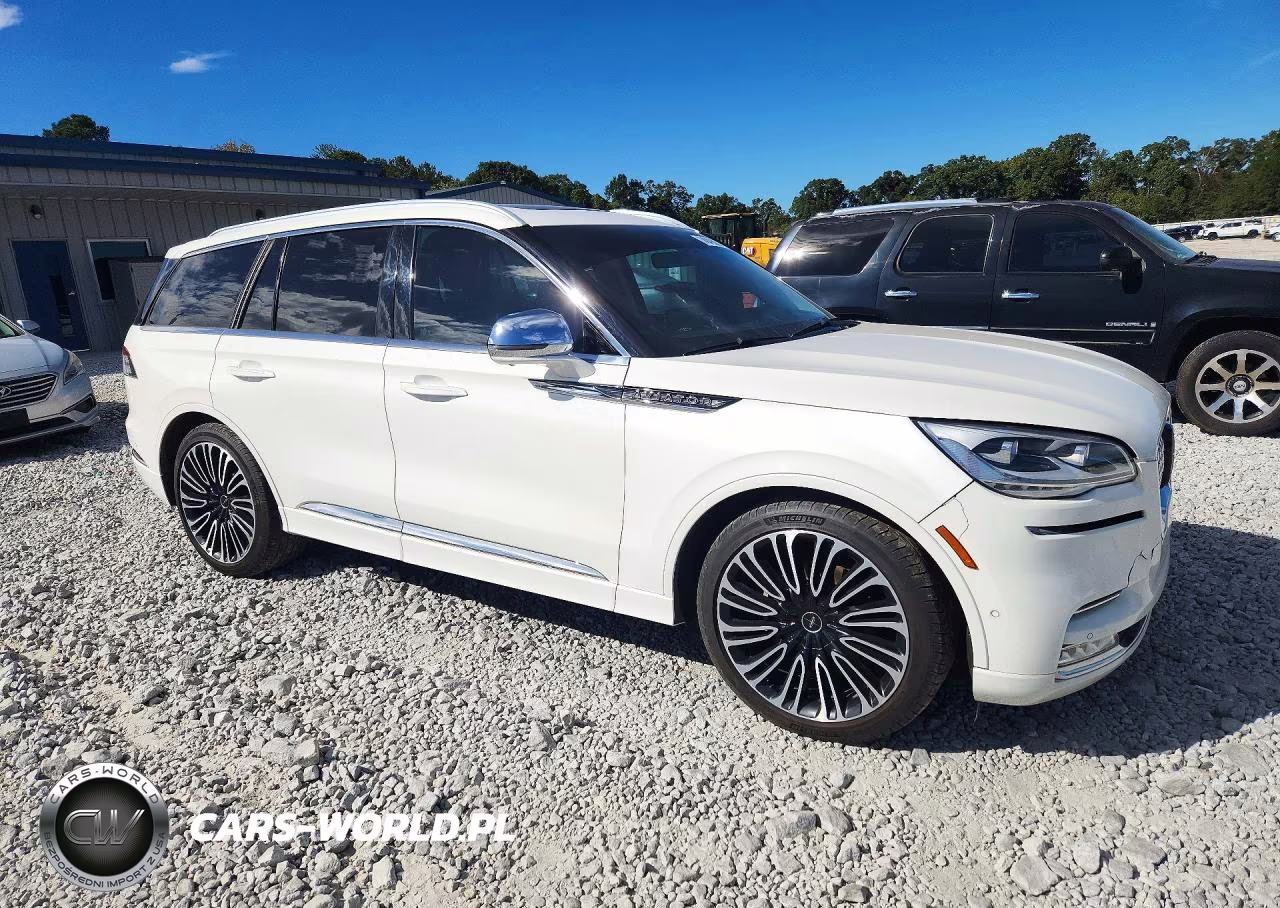 2020 Lincoln Aviator Black Label VIN:5LM5J9XC4LGL34298 - 4