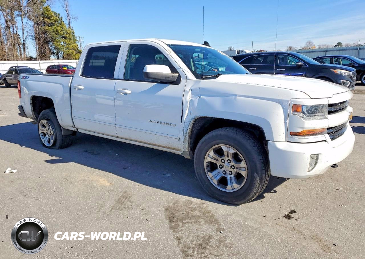 2017 Chevrolet Silverado K1500 Lt VIN:3GCUKREC7HG105550 - 4