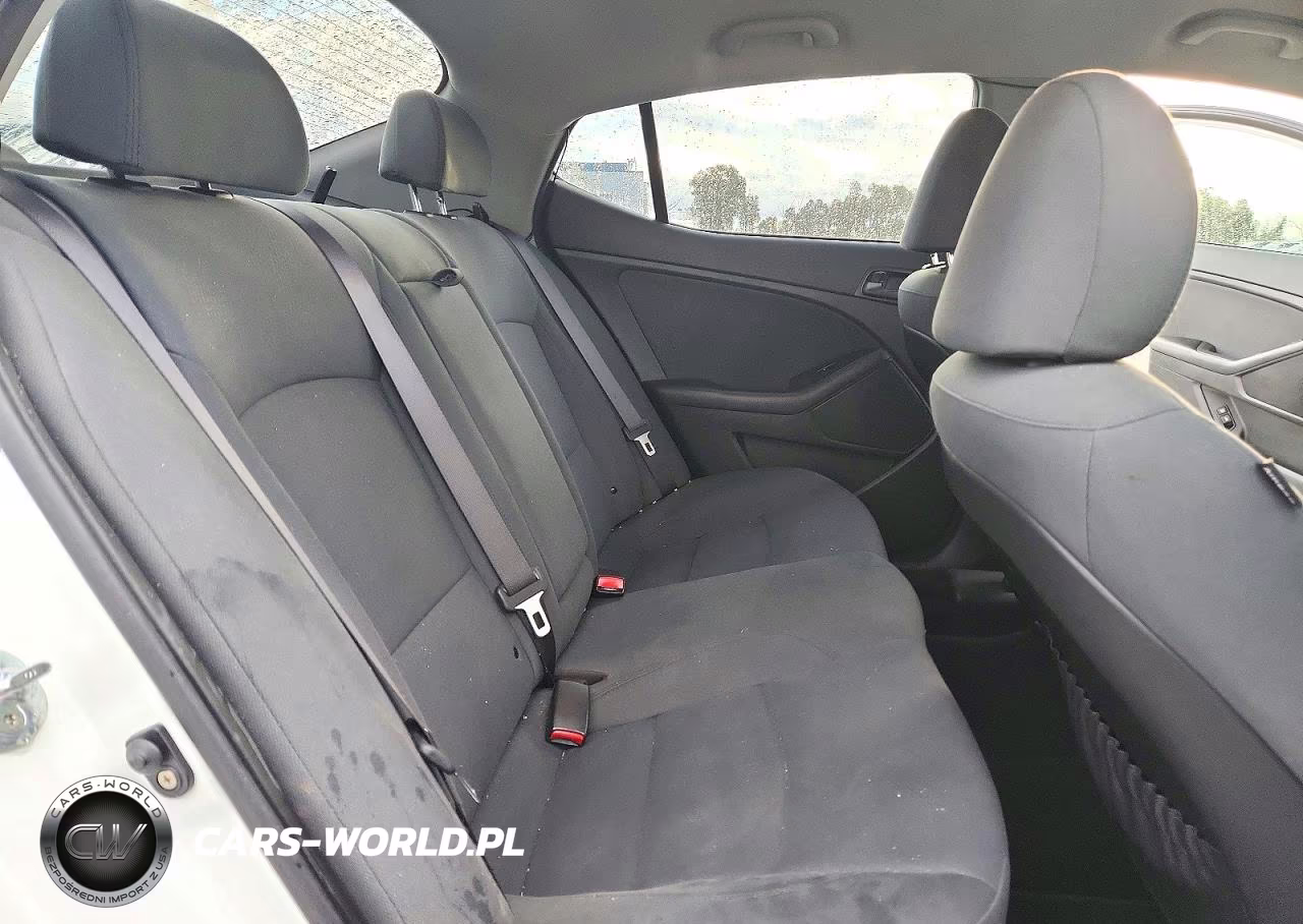 2015 Kia Optima Lx VIN:KNAGM4A78F5589359 - 10