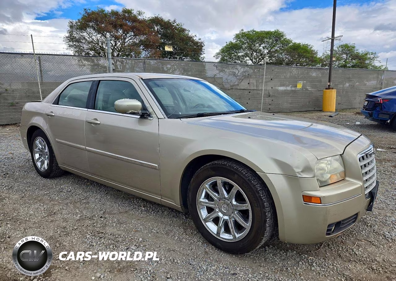 2006 Chrysler 300 Touring VIN:2C3KA53G26H404499 - 4