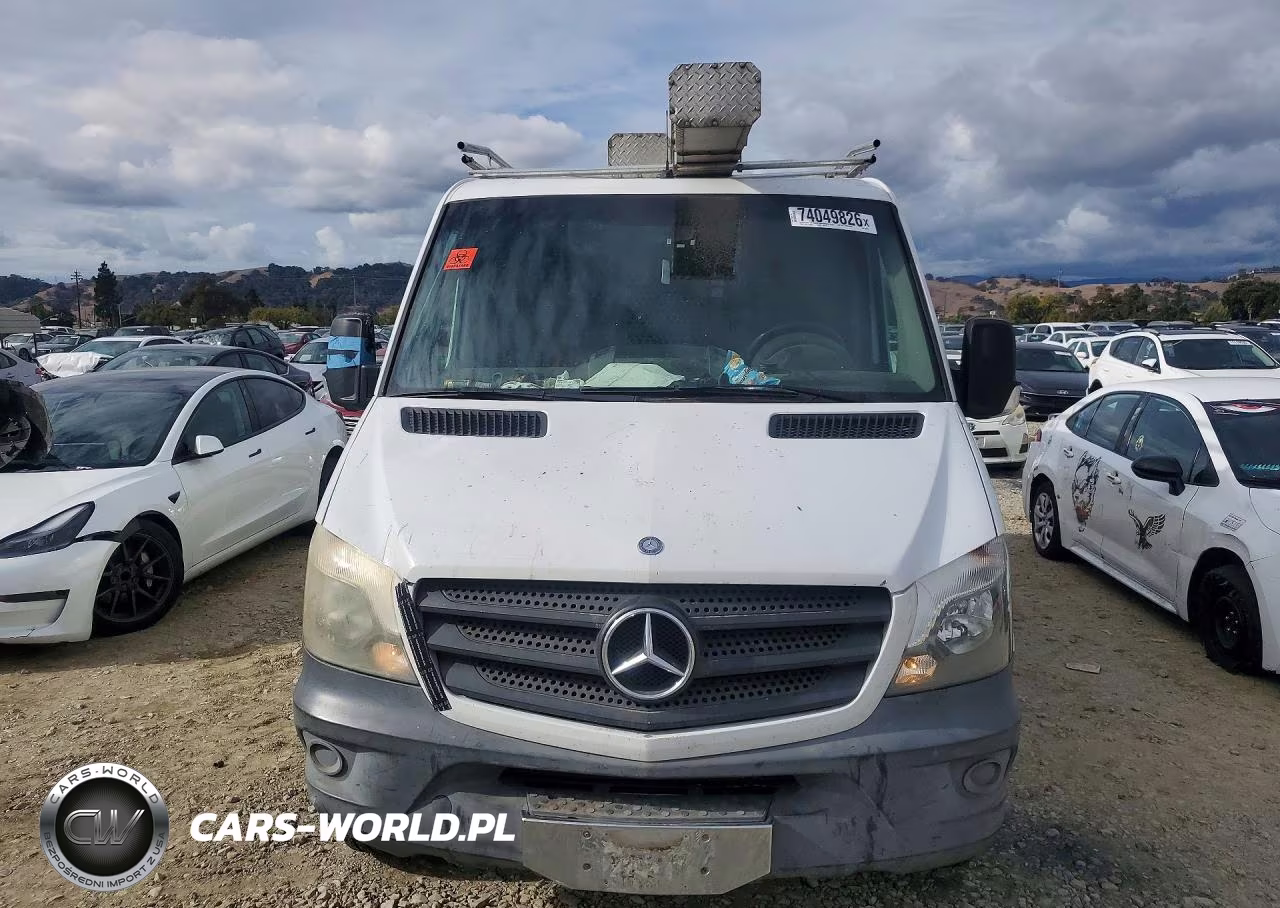 2014 Mercedes-Benz Sprinter 2500 VIN:WD3PE7CC1E5849914 - 5