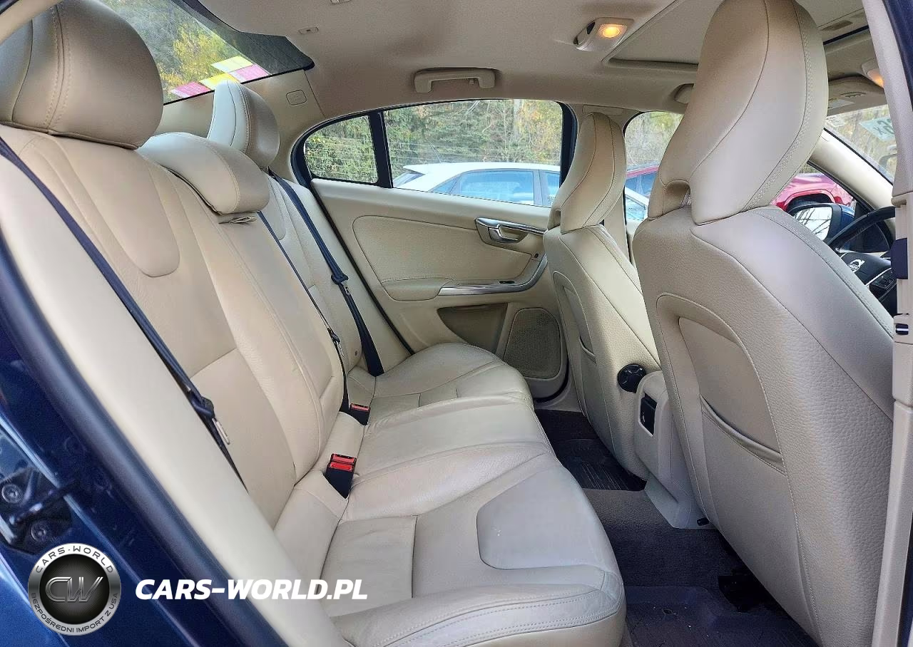 2012 Volvo S60 T5 VIN:YV1622FSXC2122991 - 10