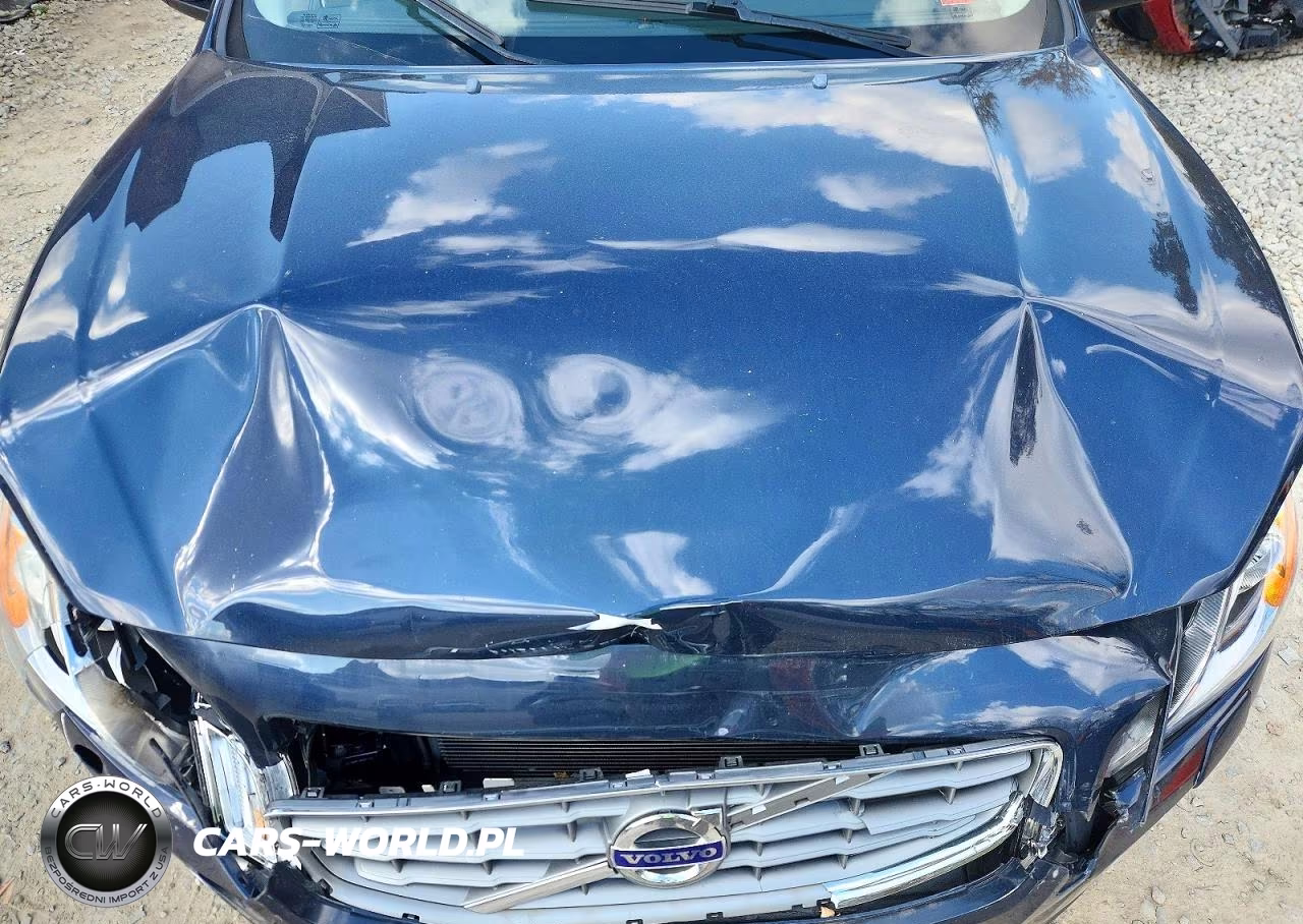 2012 Volvo S60 T5 VIN:YV1622FSXC2122991 - 11