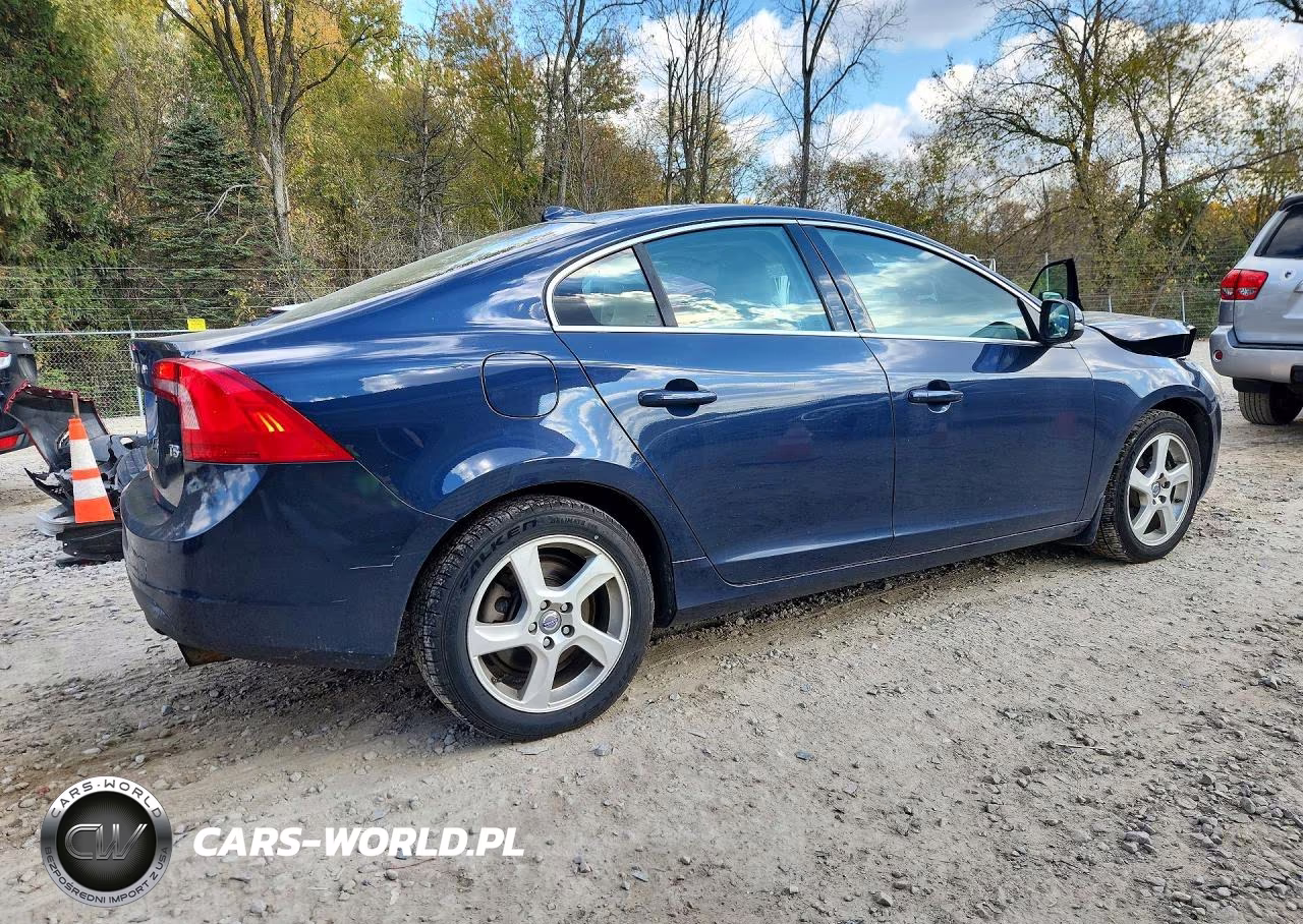2012 Volvo S60 T5 VIN:YV1622FSXC2122991 - 3