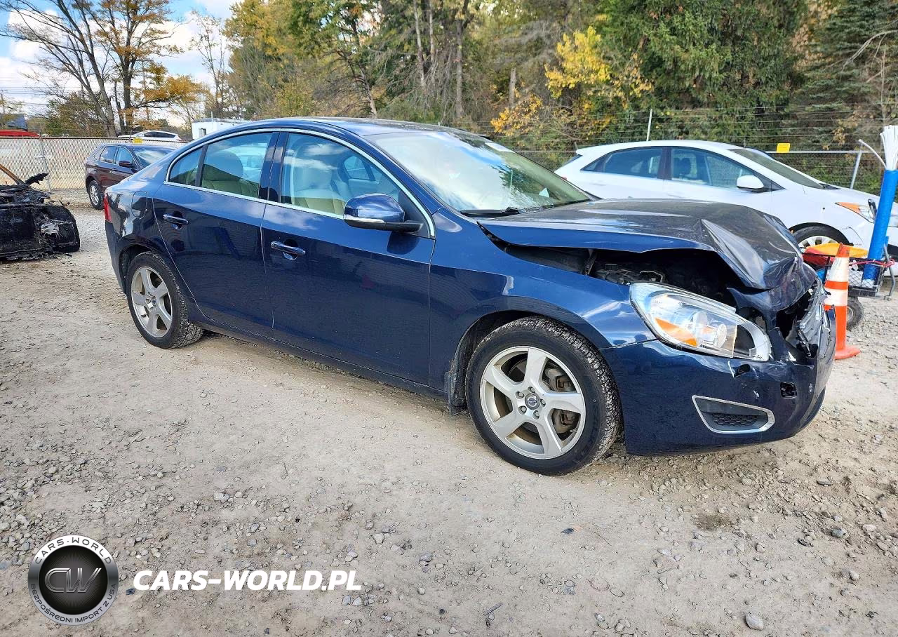 2012 Volvo S60 T5 VIN:YV1622FSXC2122991 - 4