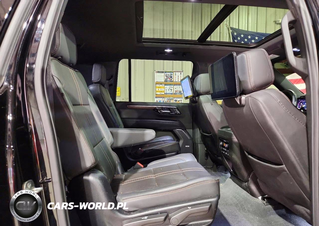 2025 Chevrolet Suburban K1500 High Country VIN:1GNS6GR82SR249947 - 11