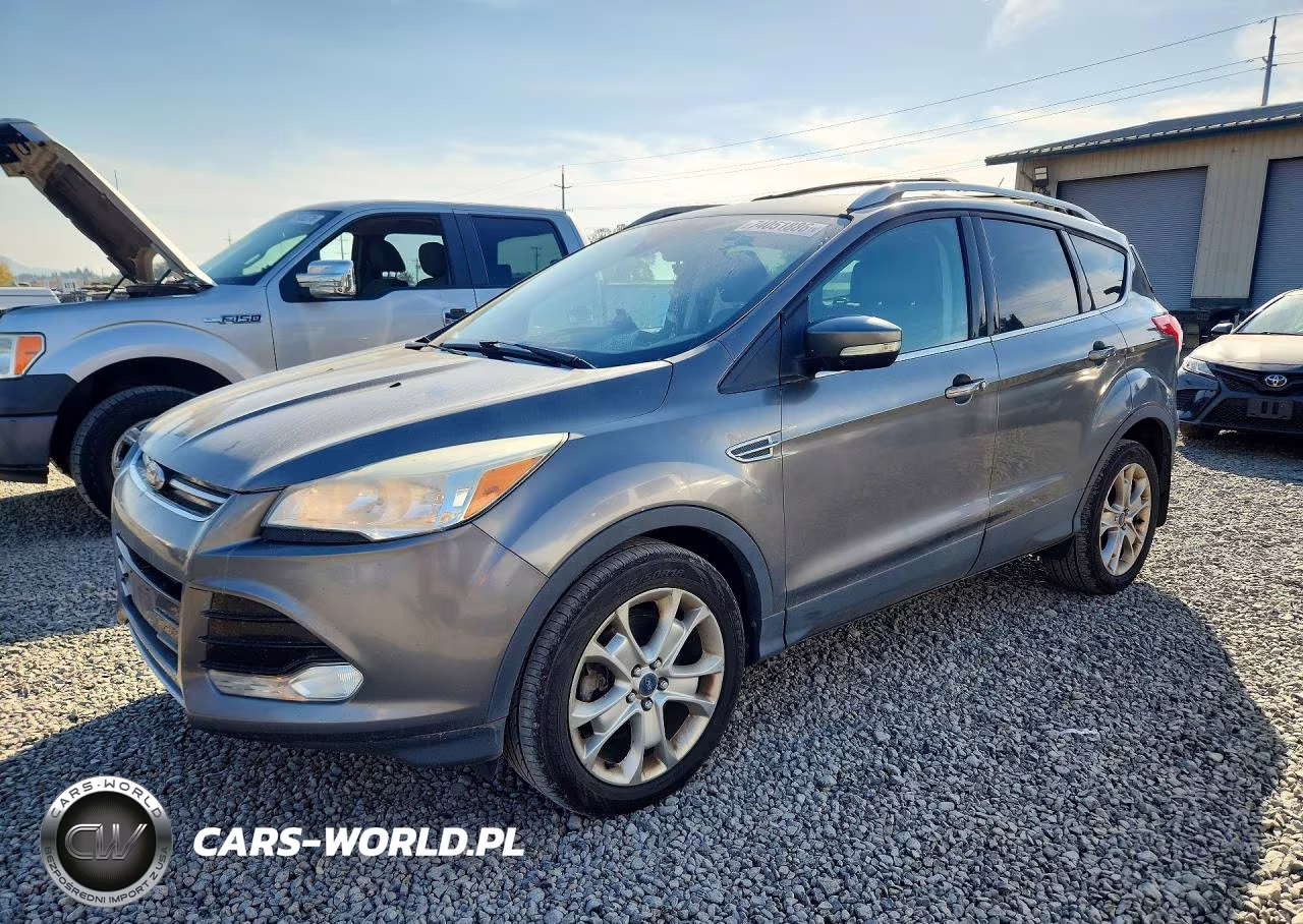 2014 Ford Escape Titanium – zdjęcie 1 z 13
