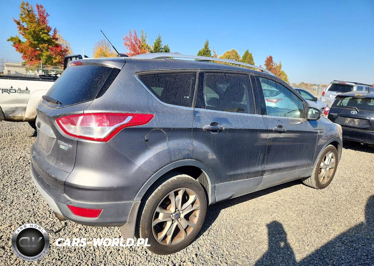 2014 Ford Escape Titanium VIN:1FMCU9J9XEUC37979 - 3