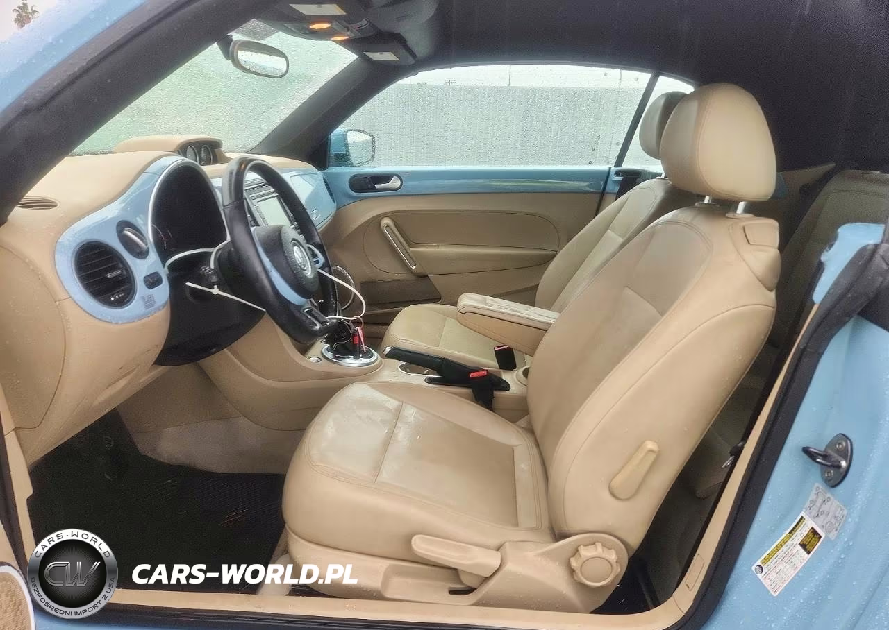 2014 Volkswagen Beetle VIN:3VW5L7AT4EM818928 - 7