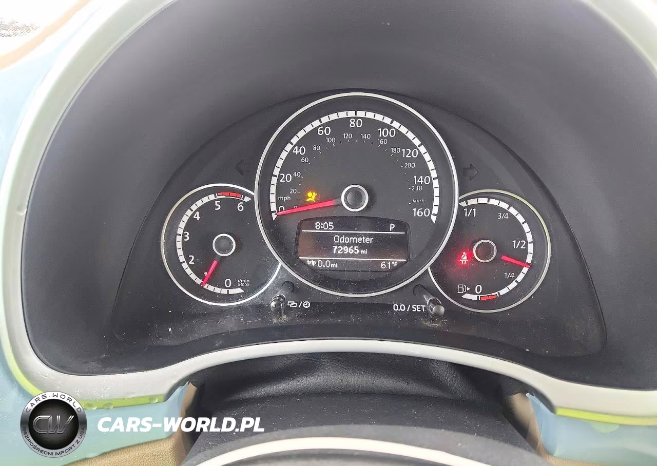 2014 Volkswagen Beetle VIN:3VW5L7AT4EM818928 - 9