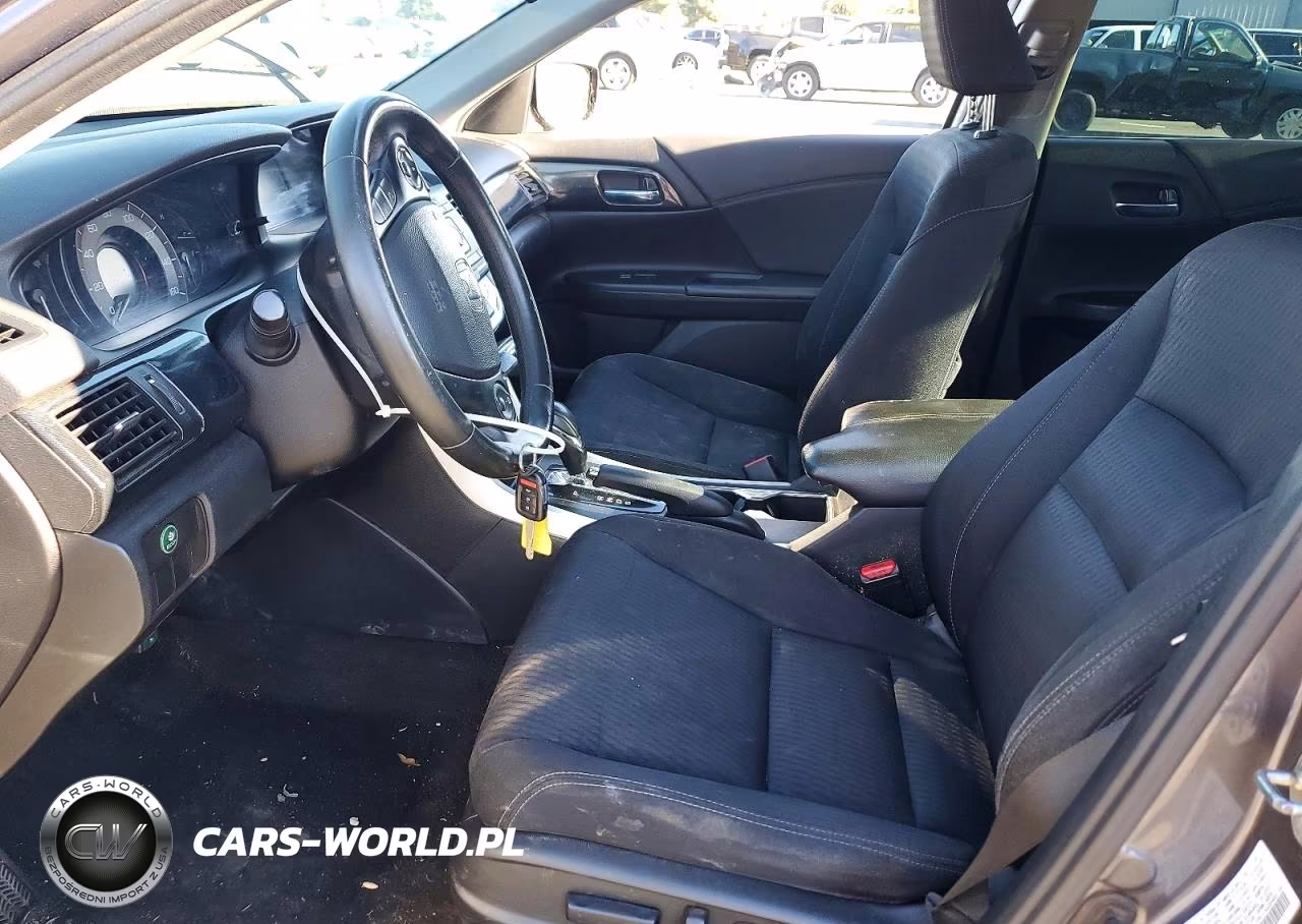 2015 Honda Accord Sport VIN:1HGCR2F52FA210881 - 7