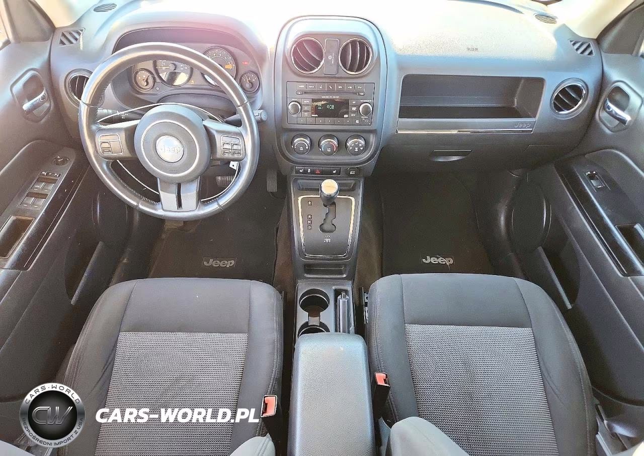 2017 Jeep Patriot Latitude VIN:1C4NJRFB1HD155662 - 8