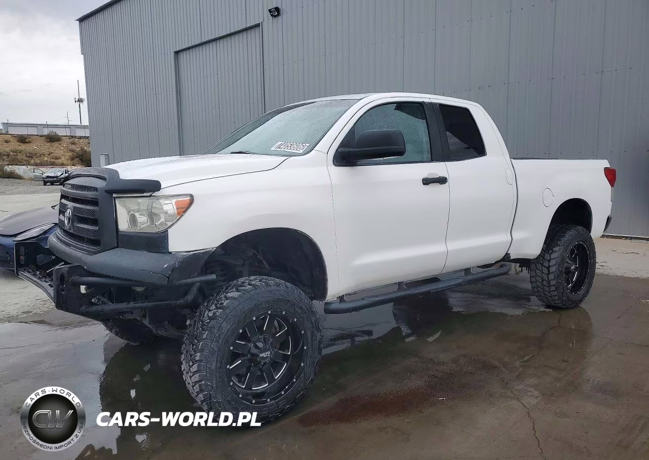 2013 Toyota Tundra Double Cab Sr5 – zdjęcie 1 z 13