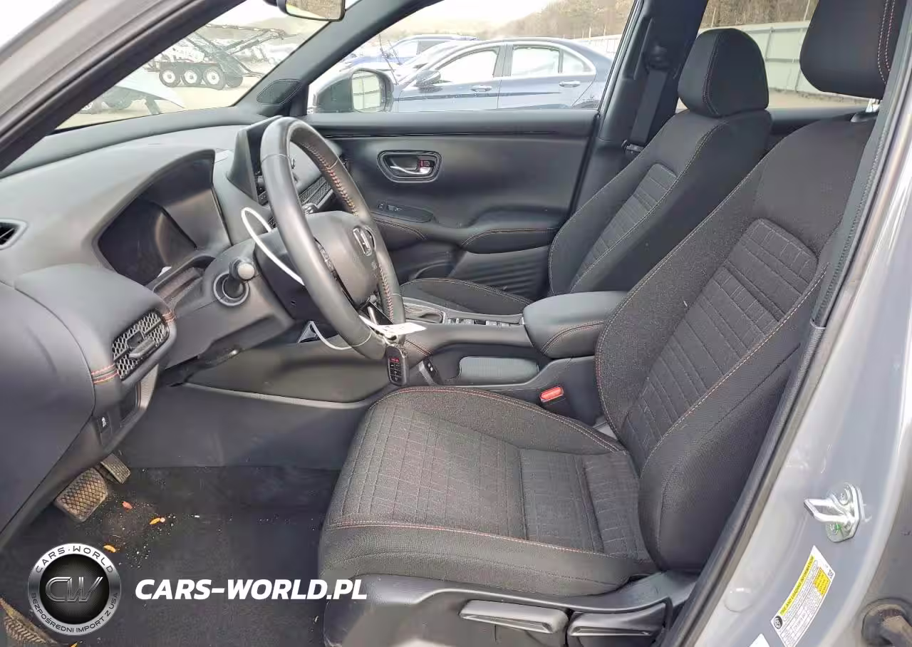 2025 Honda Hr-V Sport VIN:3CZRZ2H56SM723130 - 7