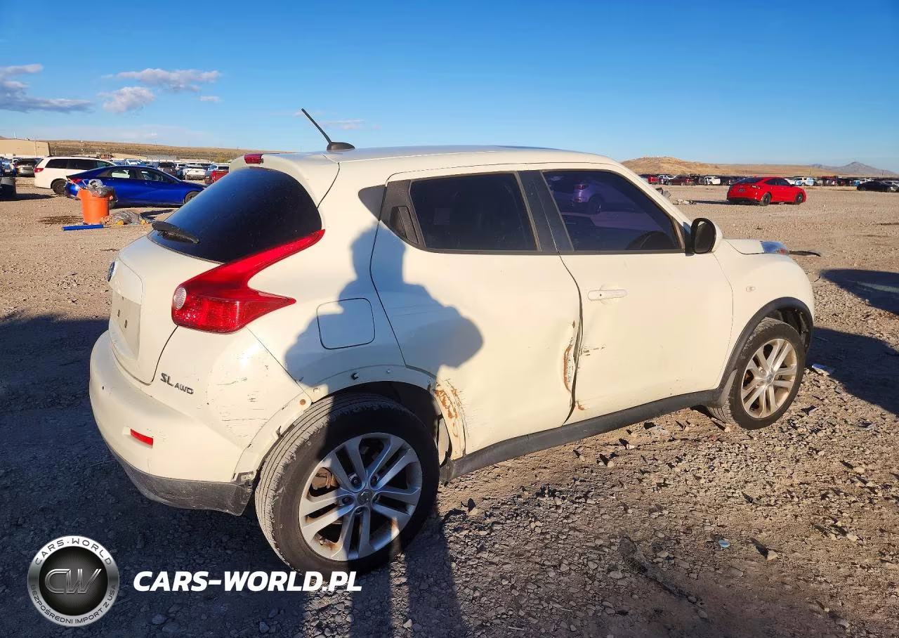2011 Nissan Juke S VIN:JN8AF5MVXBT012202 - 3