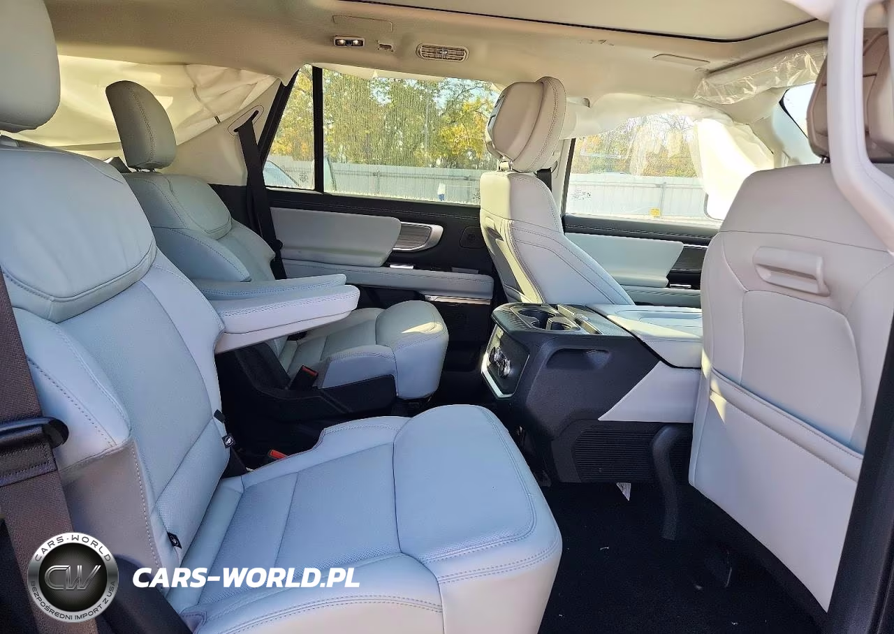 2027 Ford Expedition Platinum VIN:1FMJU1L87VEA08909 - 10