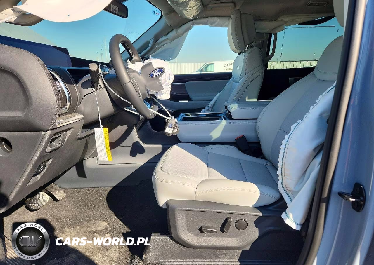2027 Ford Expedition Platinum VIN:1FMJU1L87VEA08909 - 7