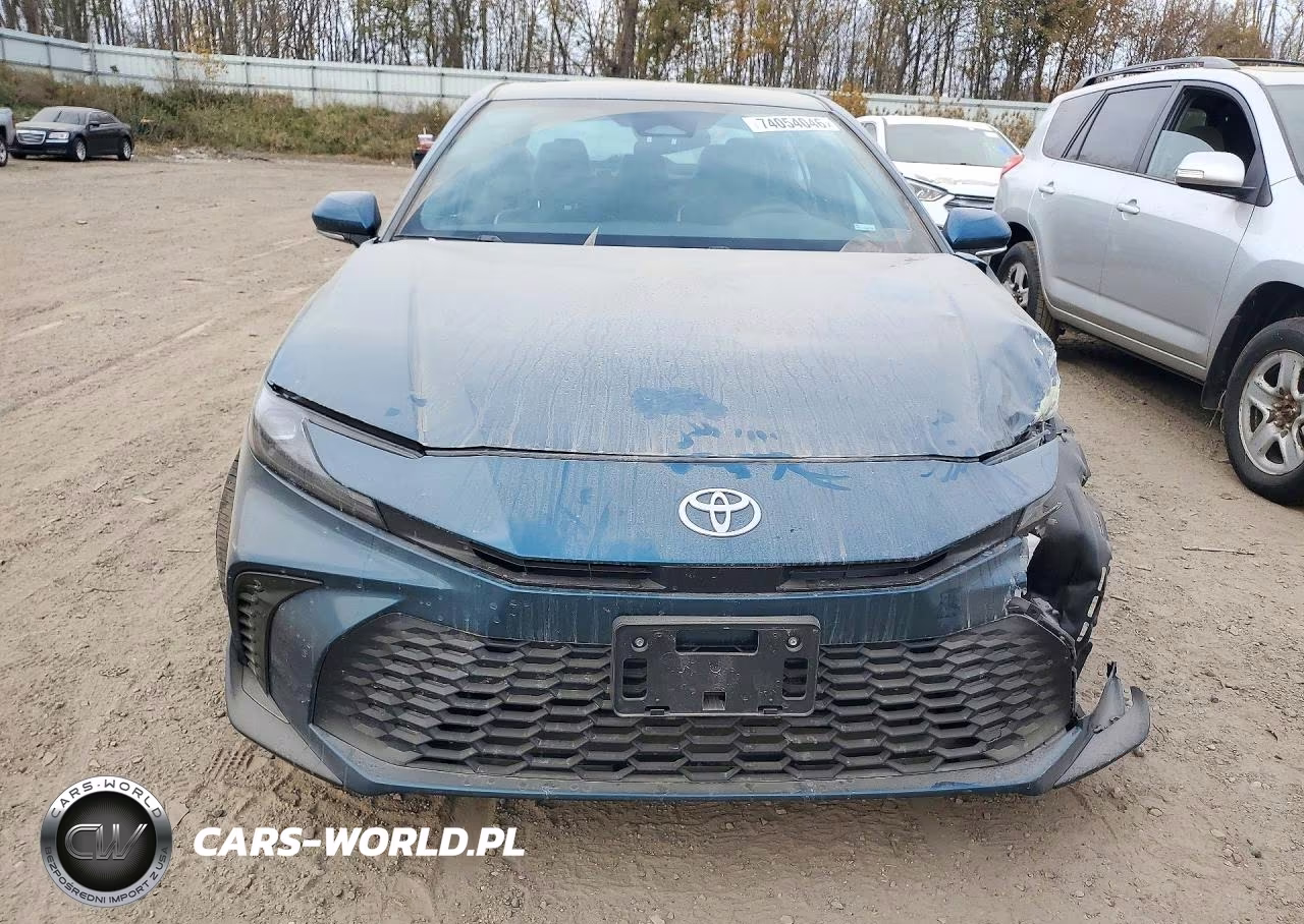 2026 Toyota Camry Se VIN:4T1DAACK5TU260839 - 3
