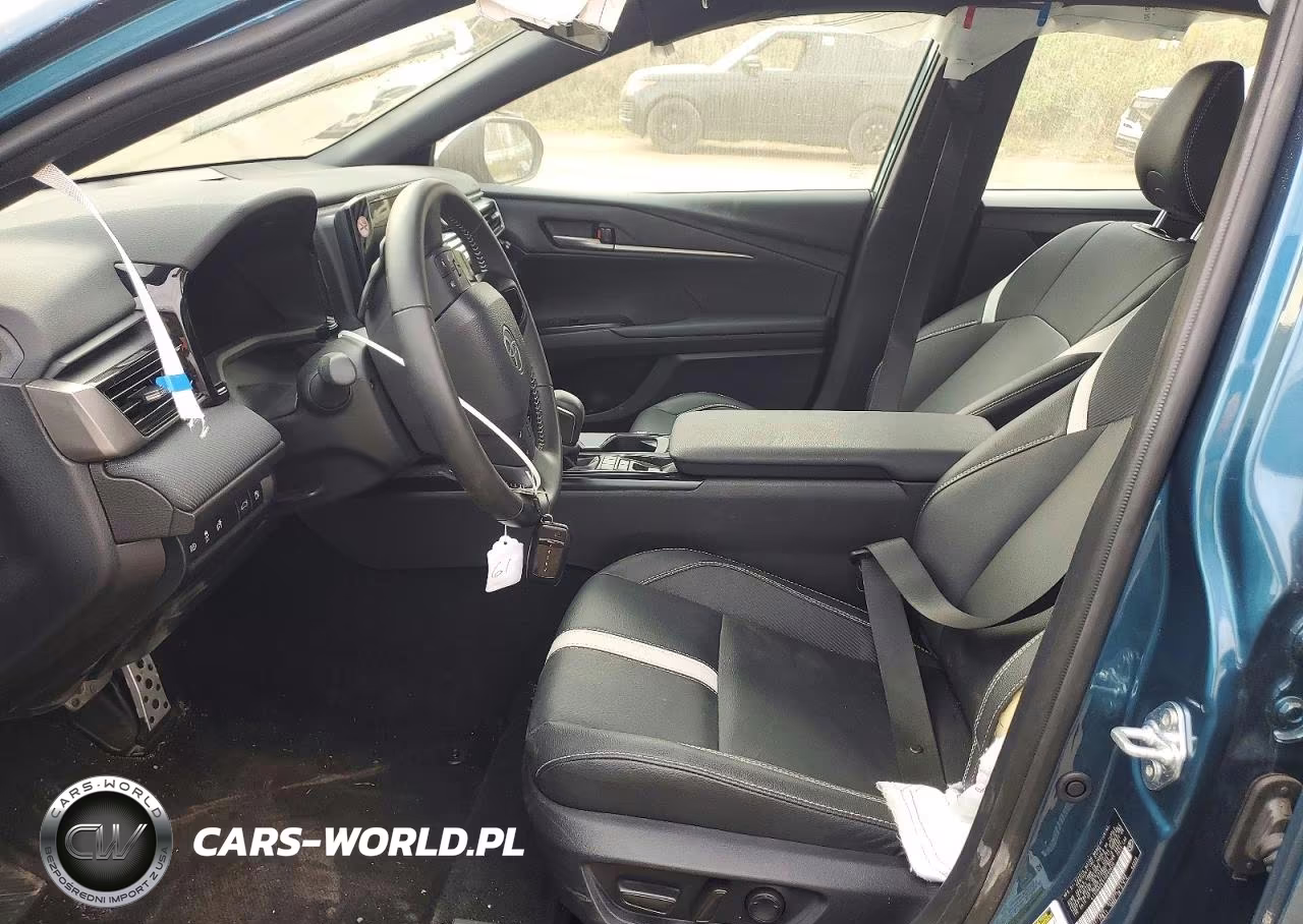 2026 Toyota Camry Se VIN:4T1DAACK5TU260839 - 4