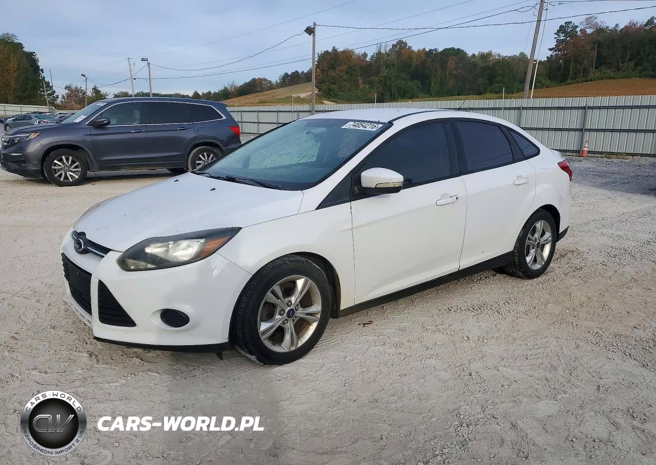 2014 Ford Focus Se VIN:1FADP3F27EL282723 - 1