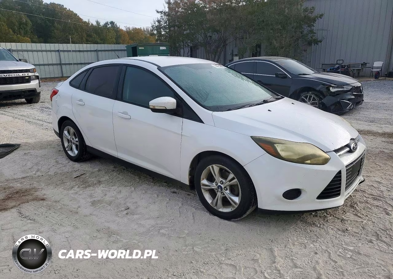 2014 Ford Focus Se VIN:1FADP3F27EL282723 - 4